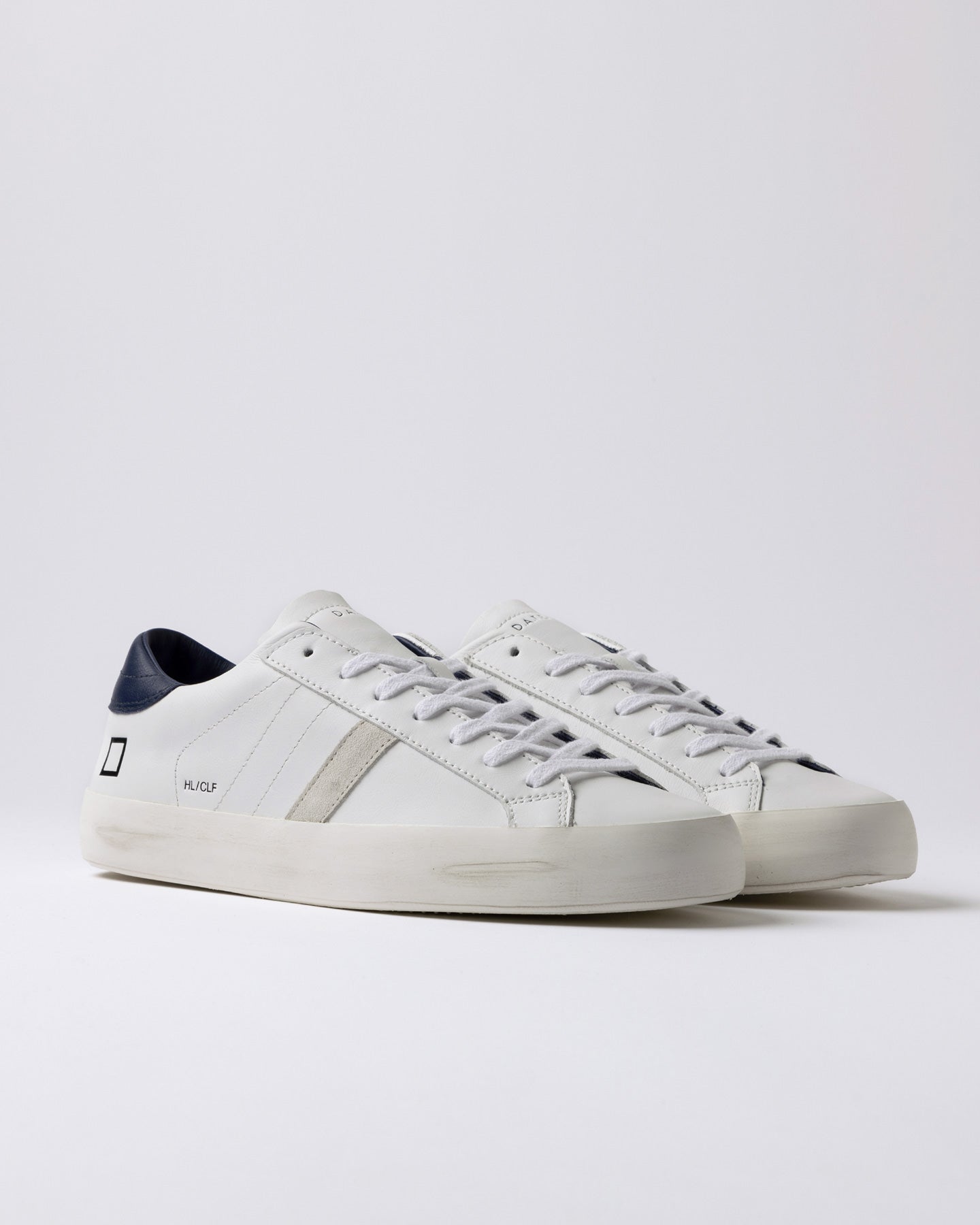 D.A.T.E. HILL LOW CALF WHITE-BLUE