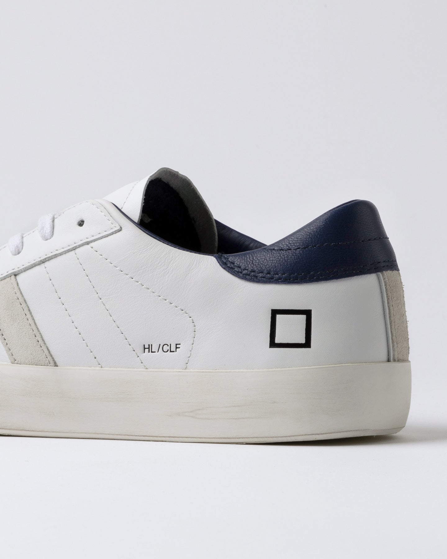D.A.T.E. HILL LOW CALF WHITE-BLUE