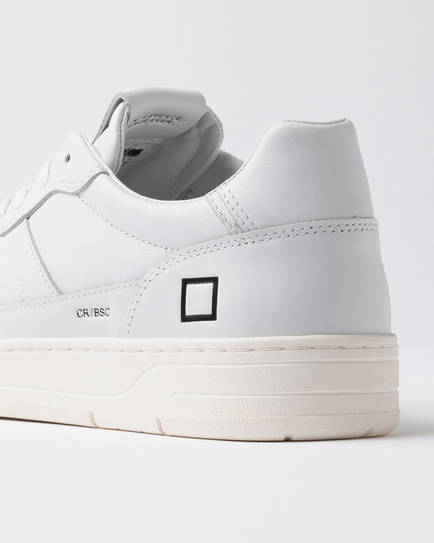 D.A.T.E. COURT 2.0 BASIC WHITE